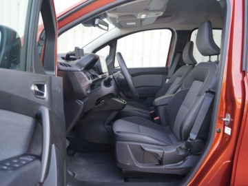 Renault Kangoo 1.5 Blue dCi 115 EDC Techno &ndash; Mocny argument